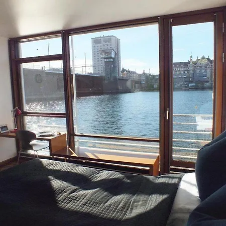 Cph Living Hotel 3*